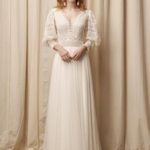 Brautkleid Caroline aus der Rembo Styling Kollektion 2021 mit statement Ärmel